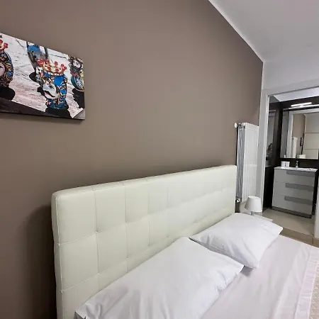 Four Naxos Giardini-Naxos